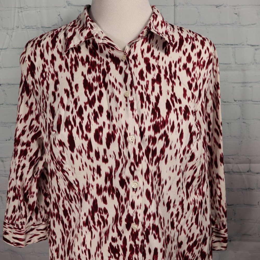 Apt. 9 White and Burgundy Pattern Button Up Shirt, Size 0X